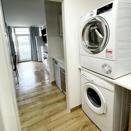 In Neuss. 4 Personen Apartament *